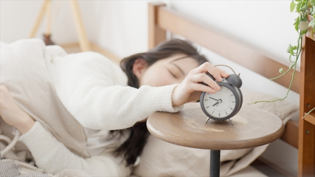 学校に遅刻してしまう理由は?連絡の必要性や気まずいときの対処法を解説!
